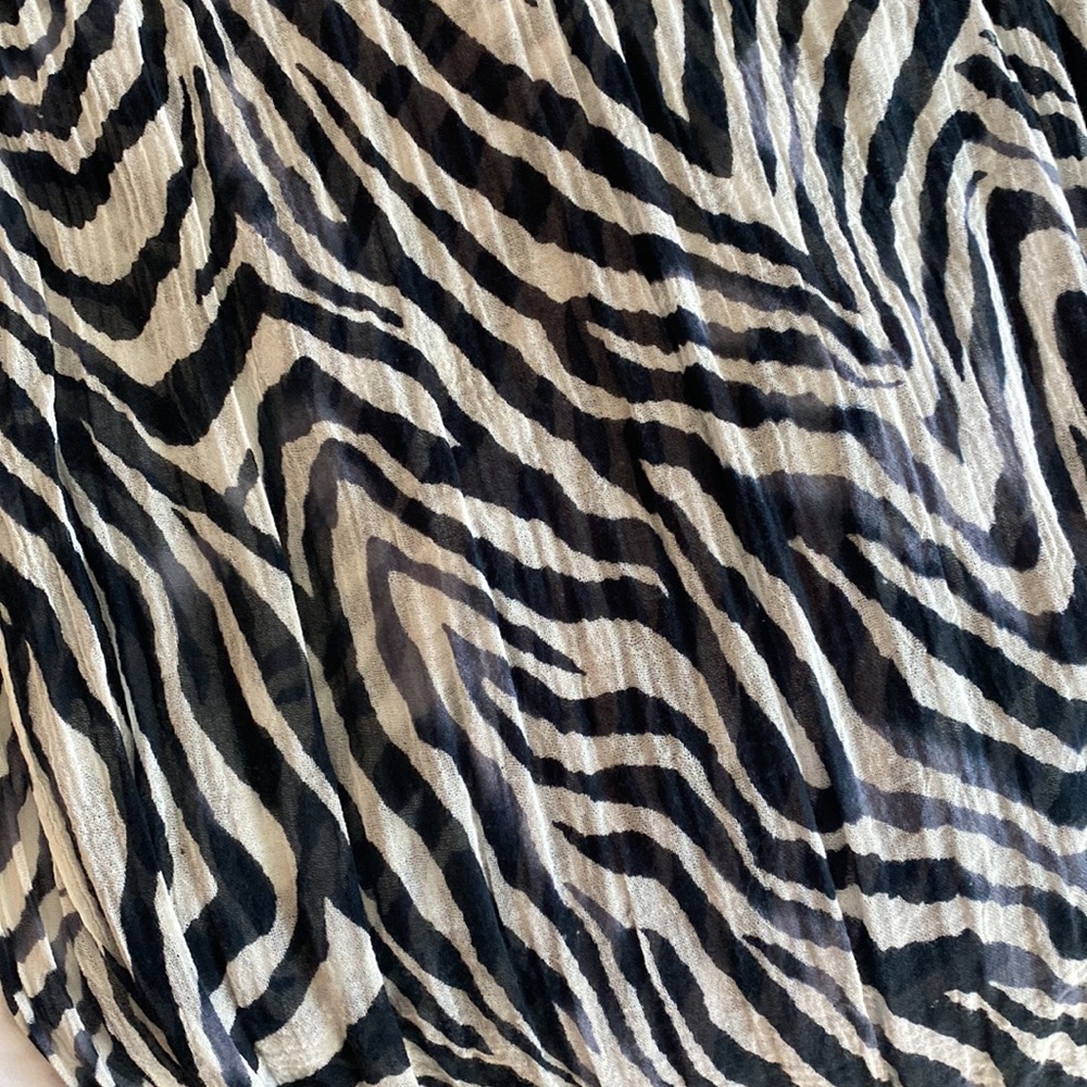 Scarf - Picture 2 of 2